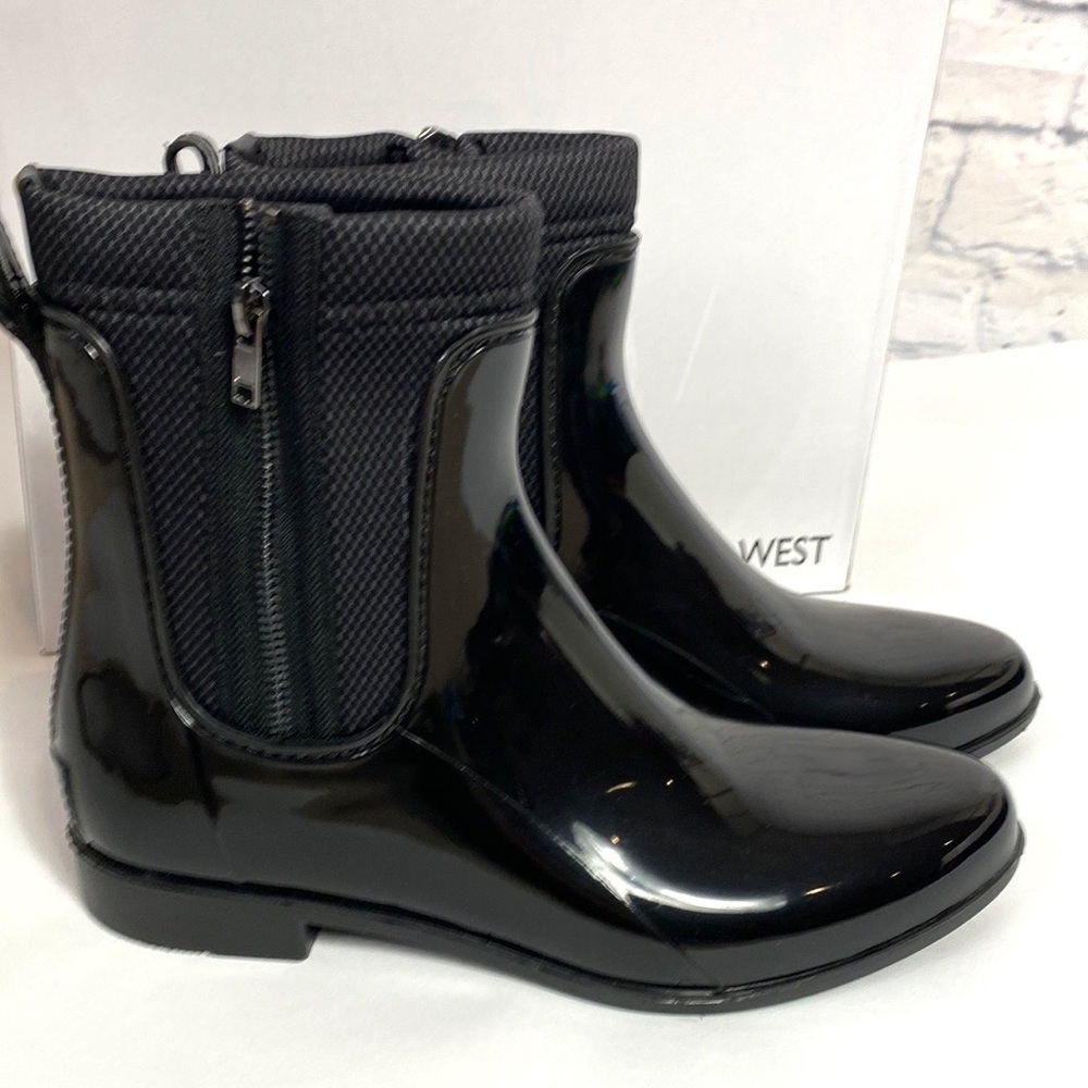 Nine West Cooper 3 black rubber rain boots 10